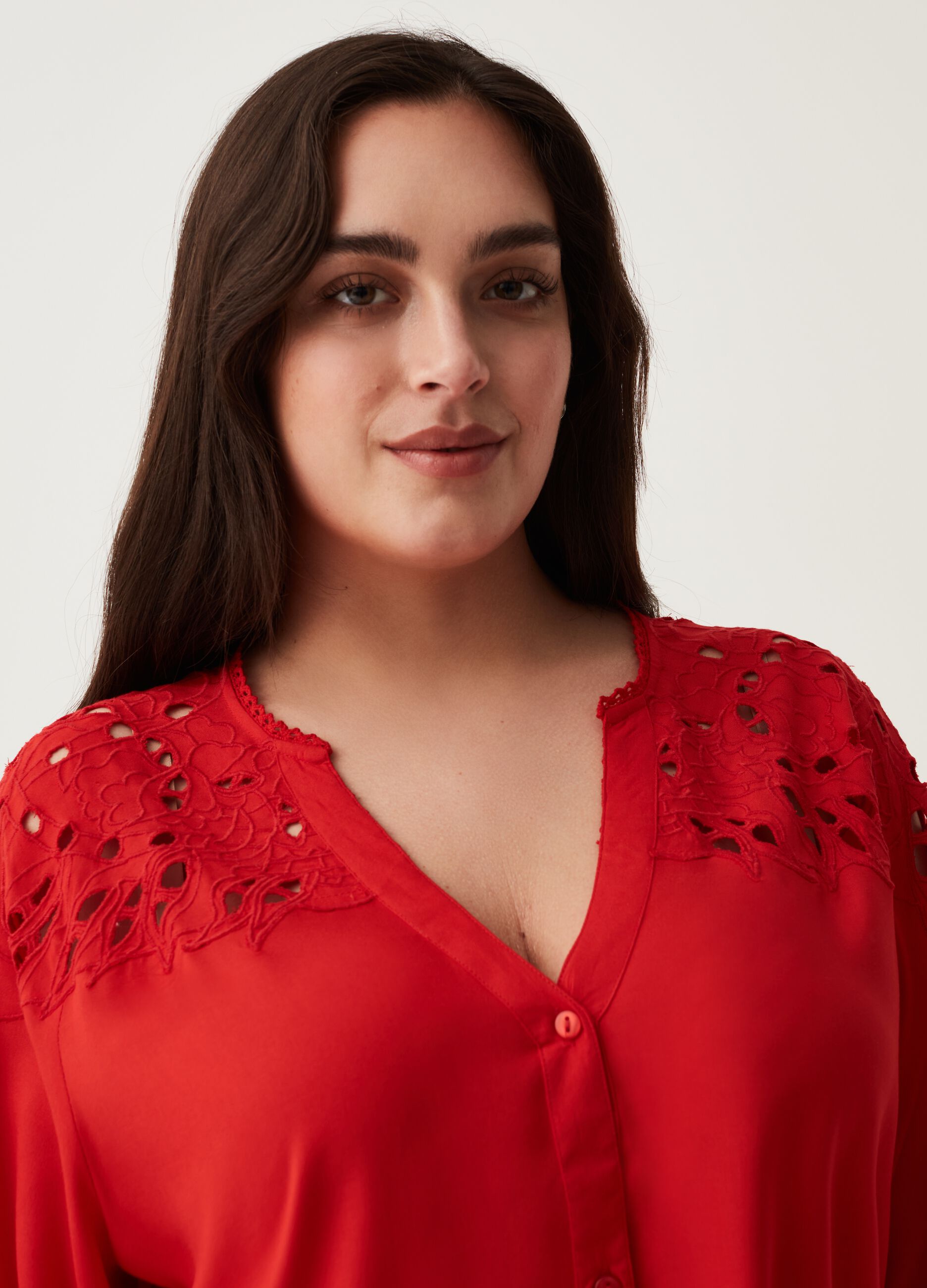 Blusa con inserti in sangallo Curvy MYA_1