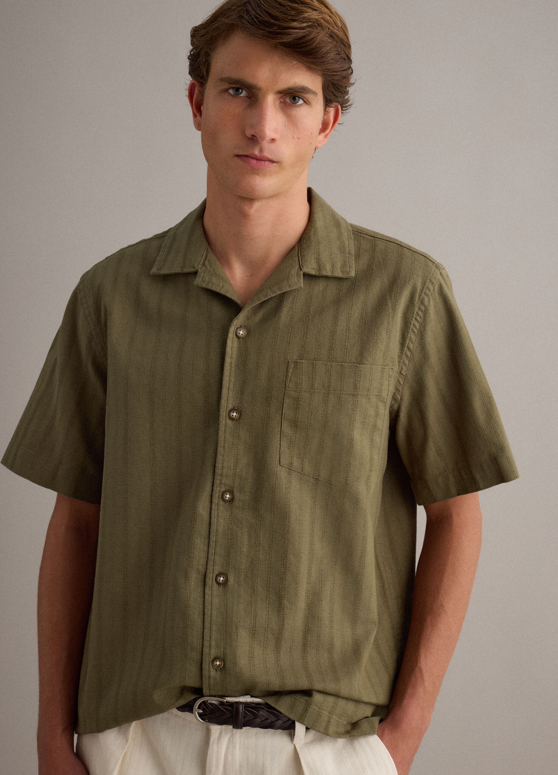 Green organic cotton bowling-collar shirt