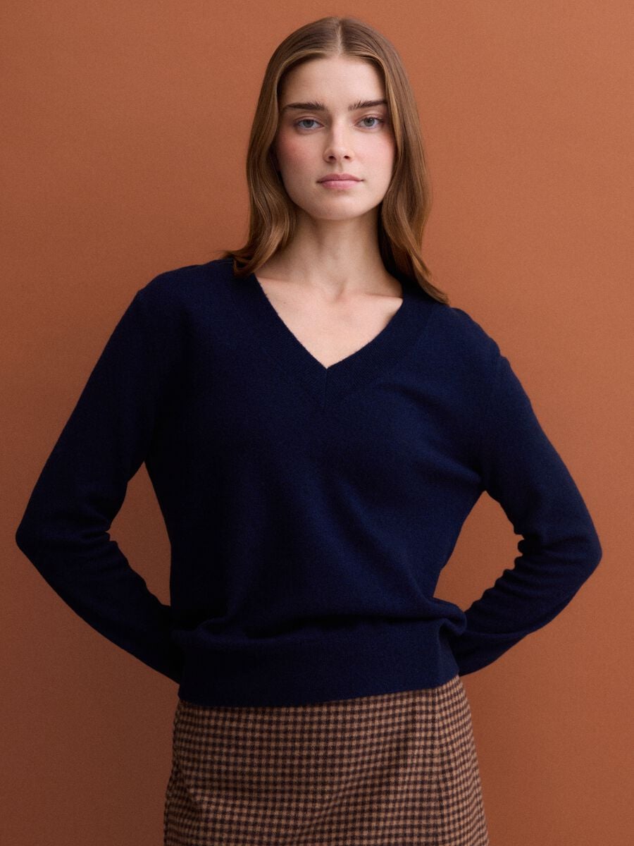 Blue pure wool jumper with deep V-neck_0