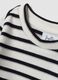 Set nero con abito girocollo e maglia a righe girocollo_3