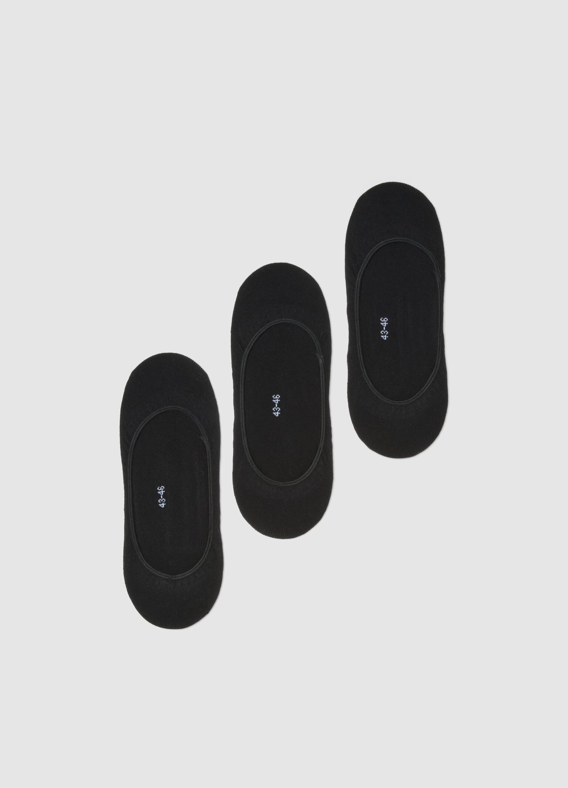 Three-pack of ankle-length sports socks in black cotton blend