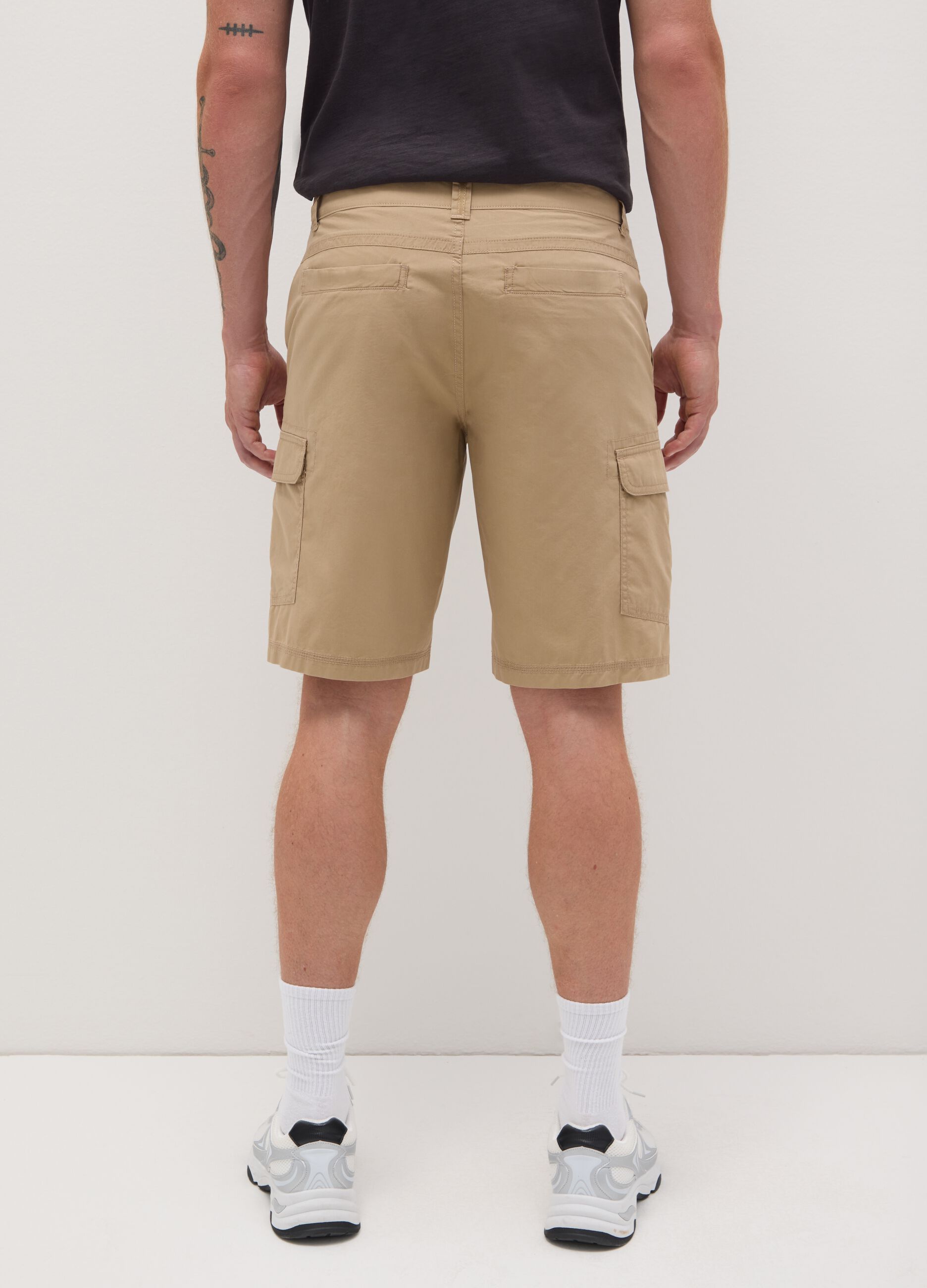Men's beige pure cotton cargo shorts, regular fit with pockets