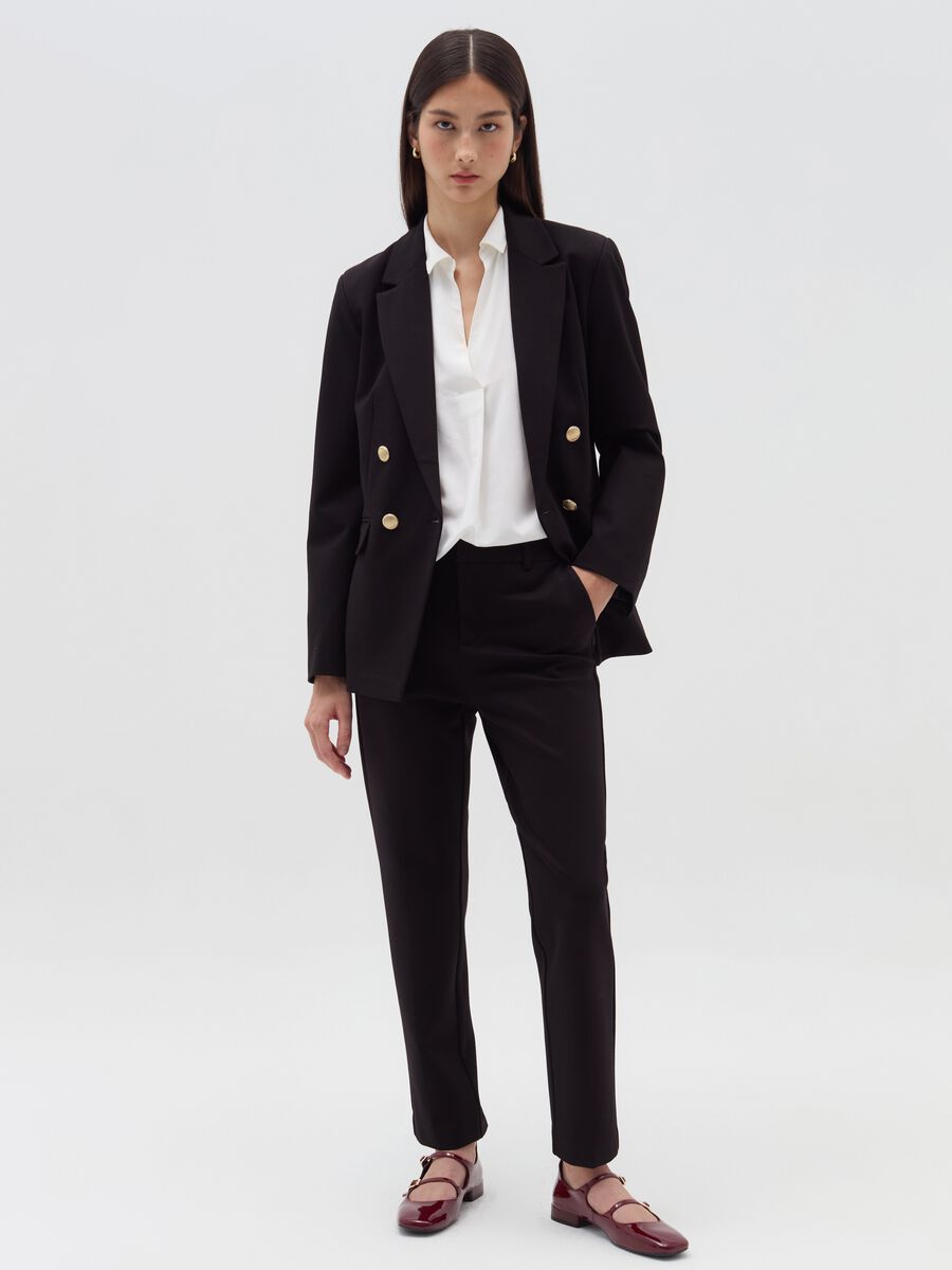 Blazer doppiopetto con bottoni dorati_1