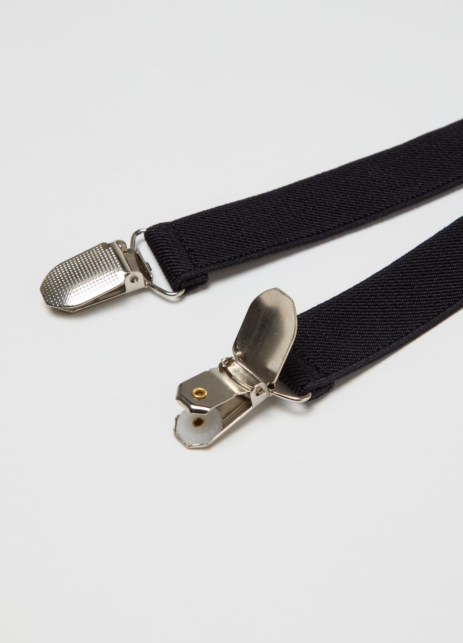 Solid colour braces
