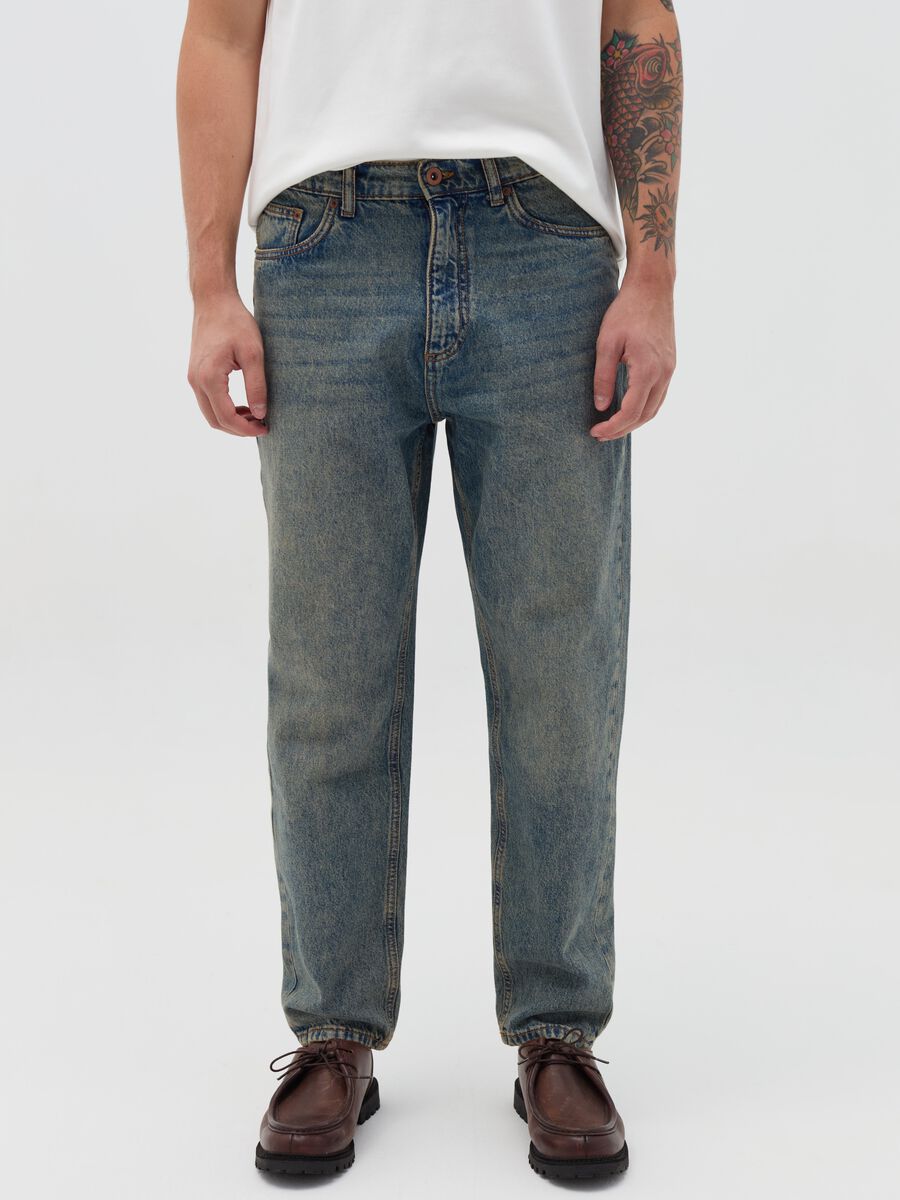 Balloon-fit acid-wash jeans_1