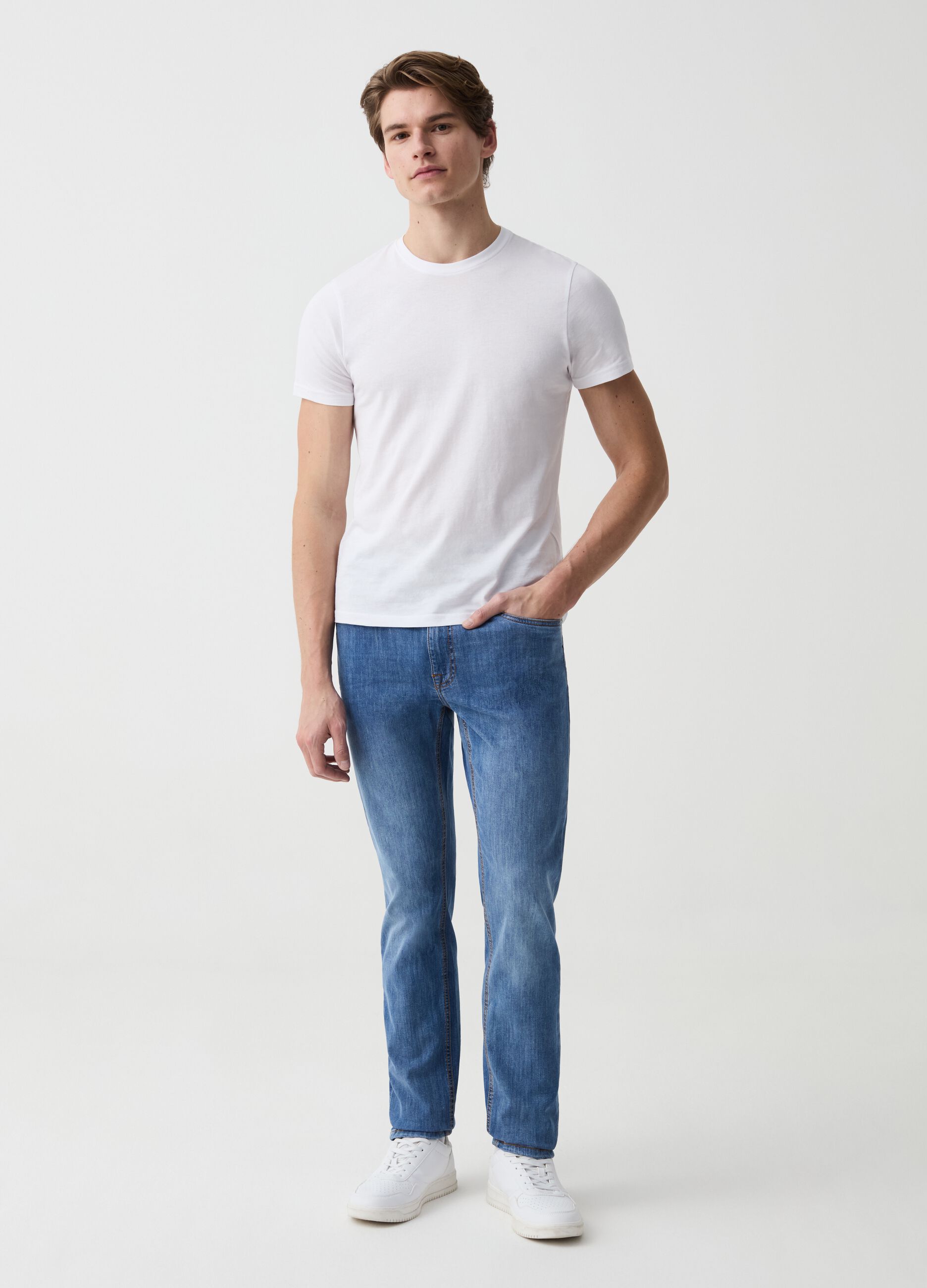 Jeans slim fit stretch con scoloriture