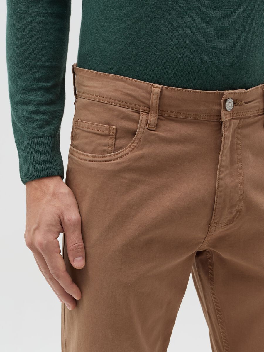 Regular-fit trousers with five pockets_2