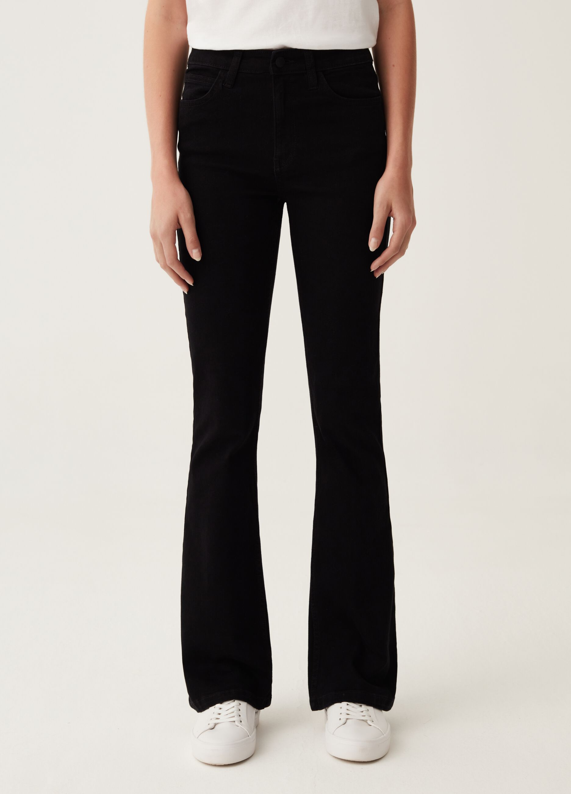 Jeans flare fit a vita alta con scoloriture_1