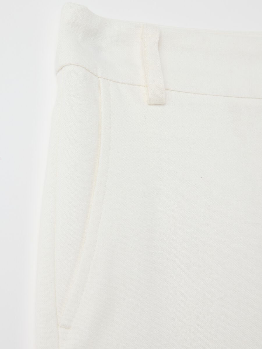 Wide-leg chino trousers_5