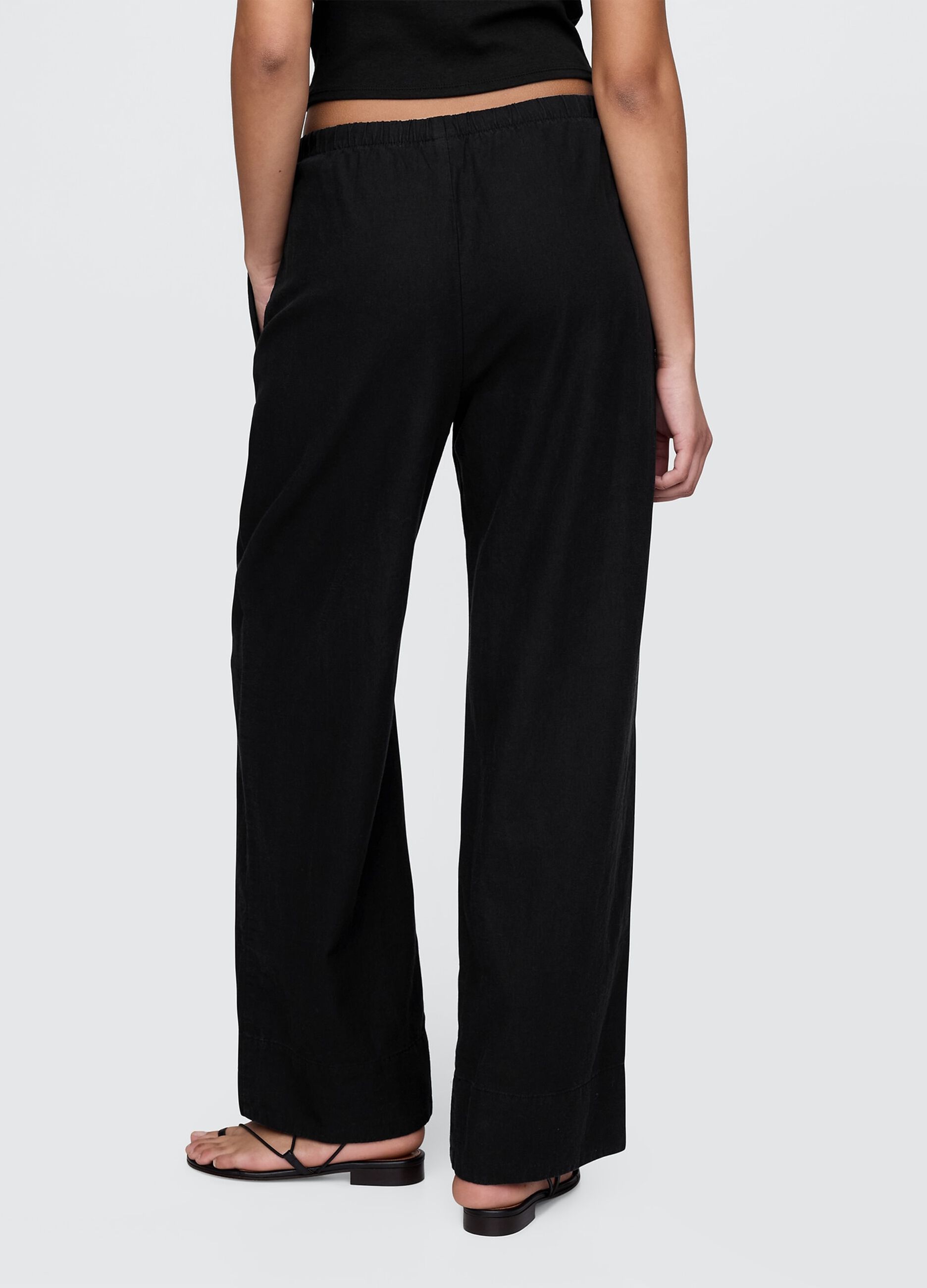 Black wide-leg trousers in linen-viscose blend by Gap