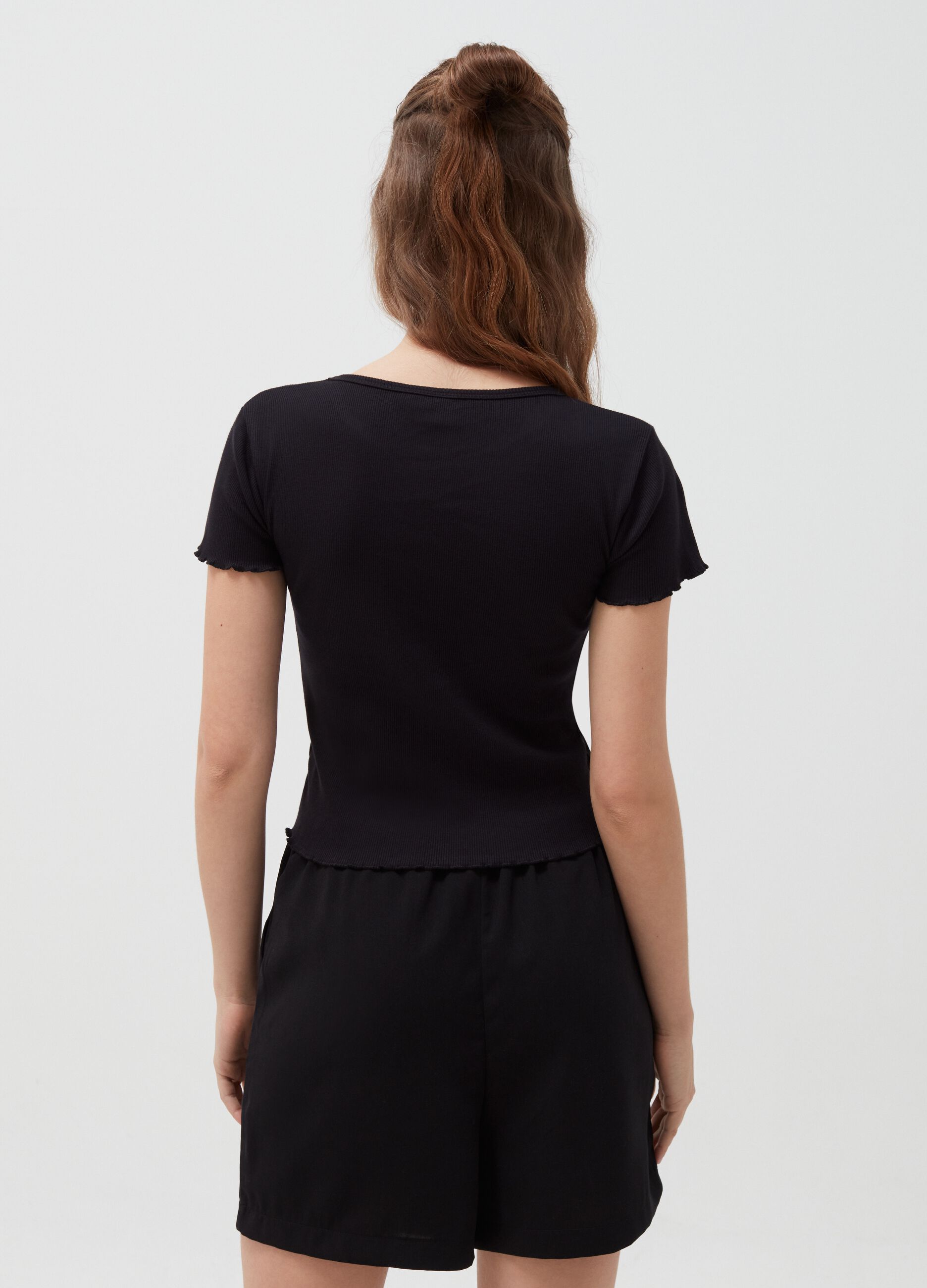 T-shirt a costina con profili ondulati Miss Kay_2