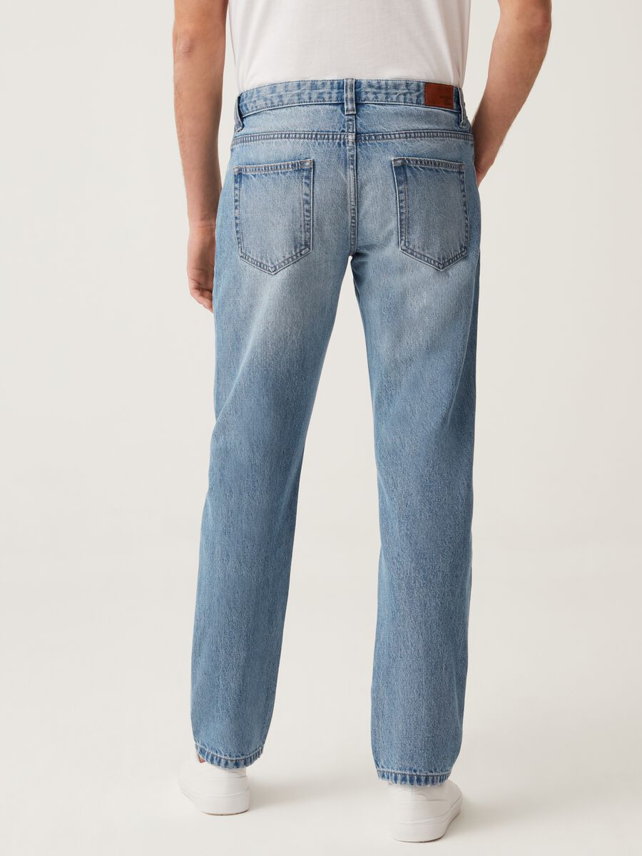 Regular fit jeans with discolouring_3