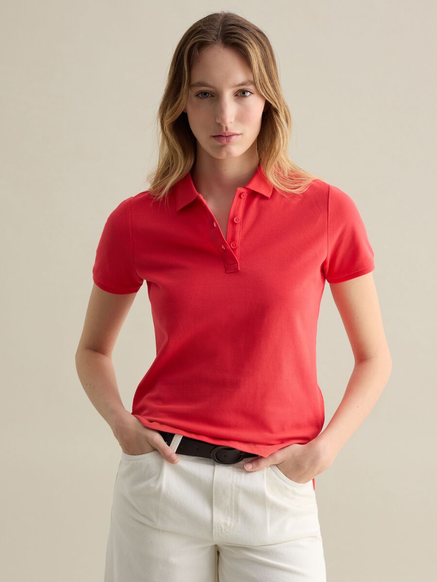 Red short-sleeved polo shirt in piquet_0