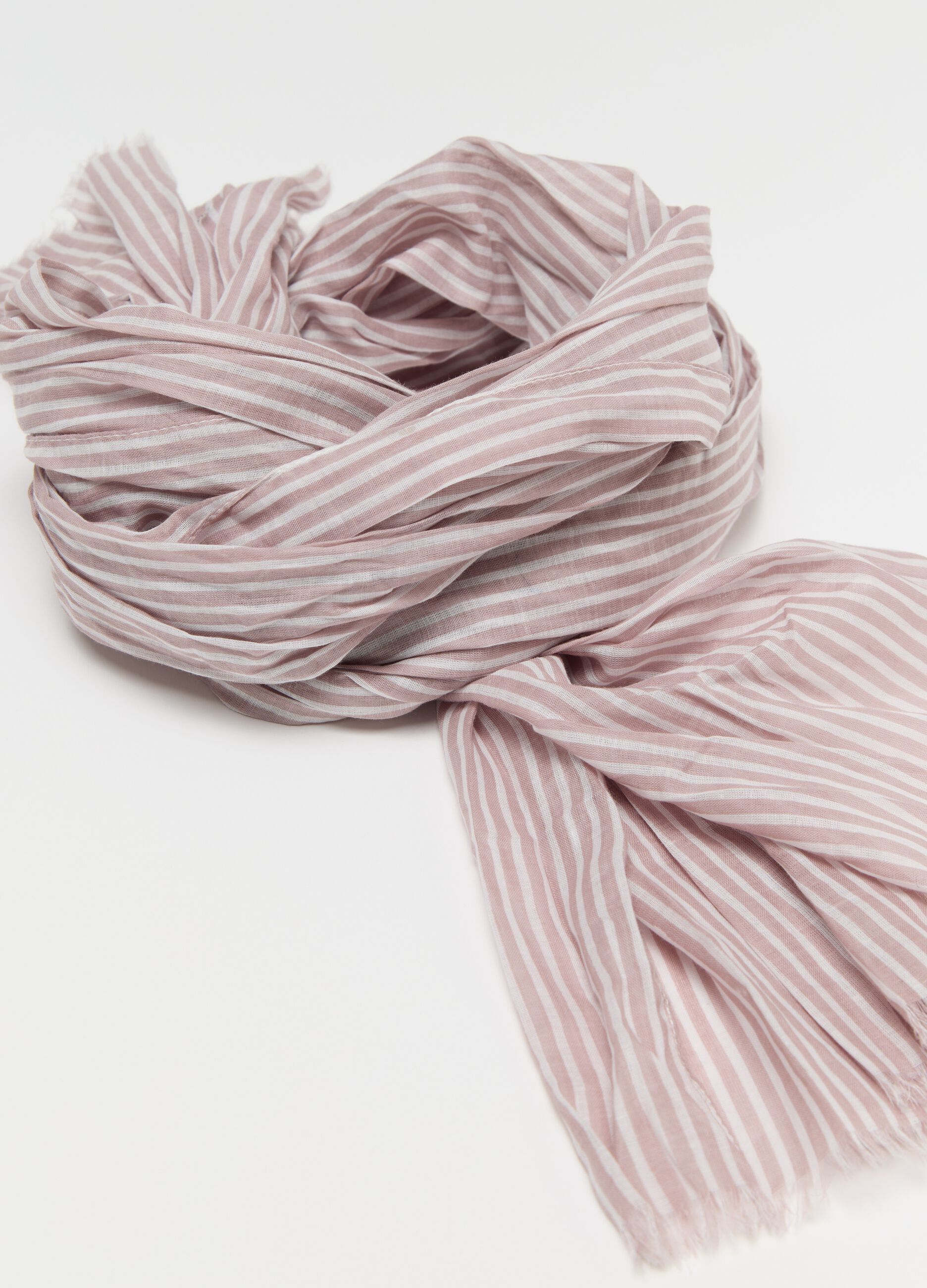 Sciarpa a righe in cotone rosa polveroso