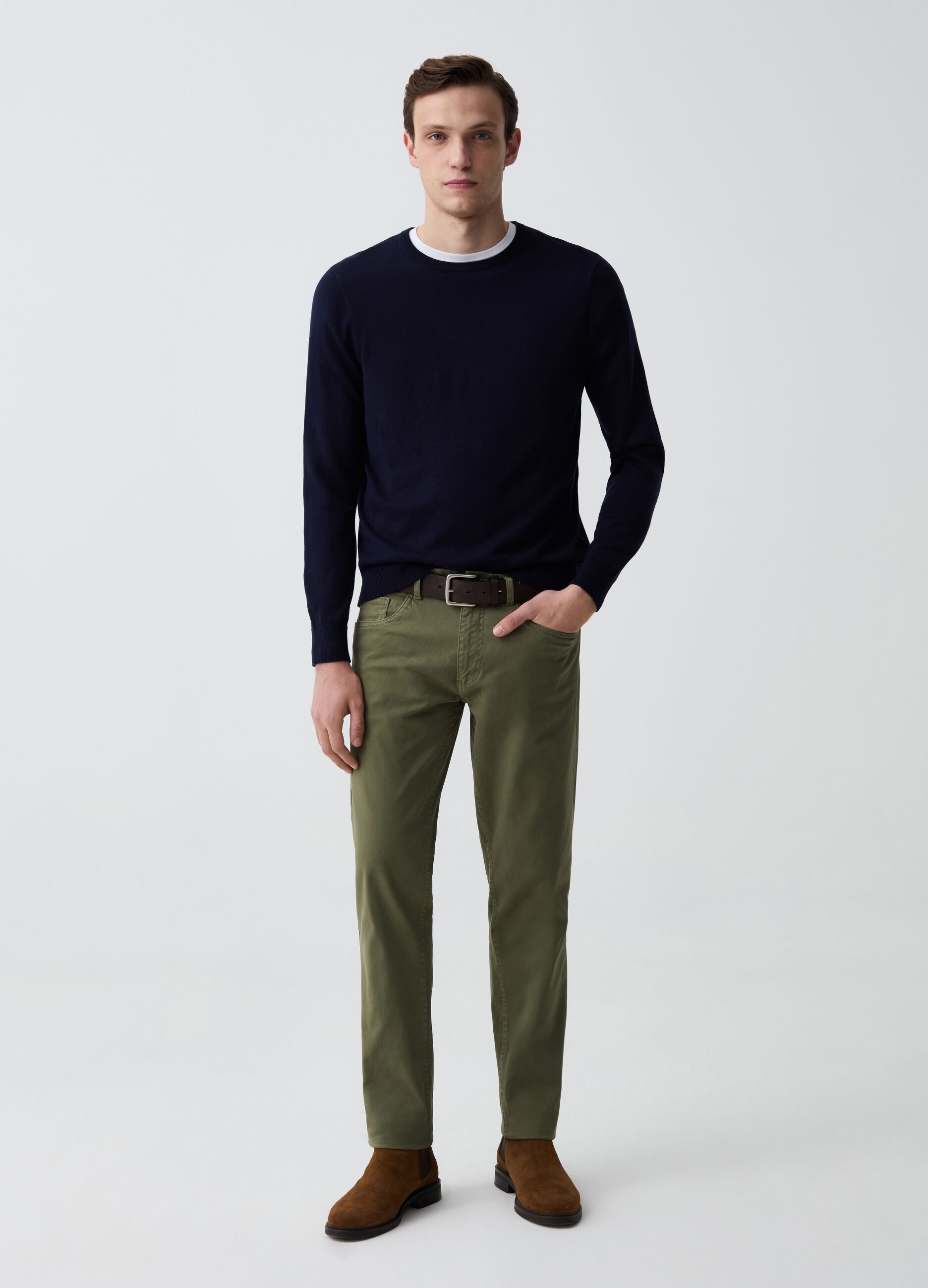 Slim-fit trousers with five pockets