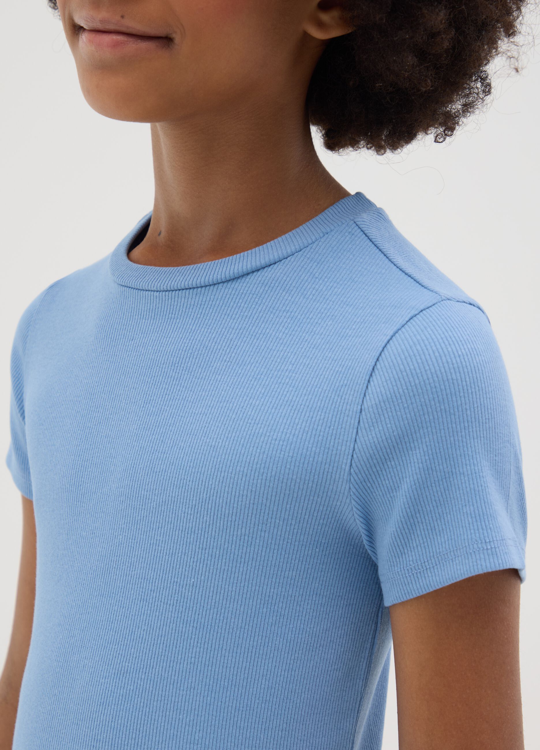 Girls’ light blue fitted T-shirt in stretch cotton