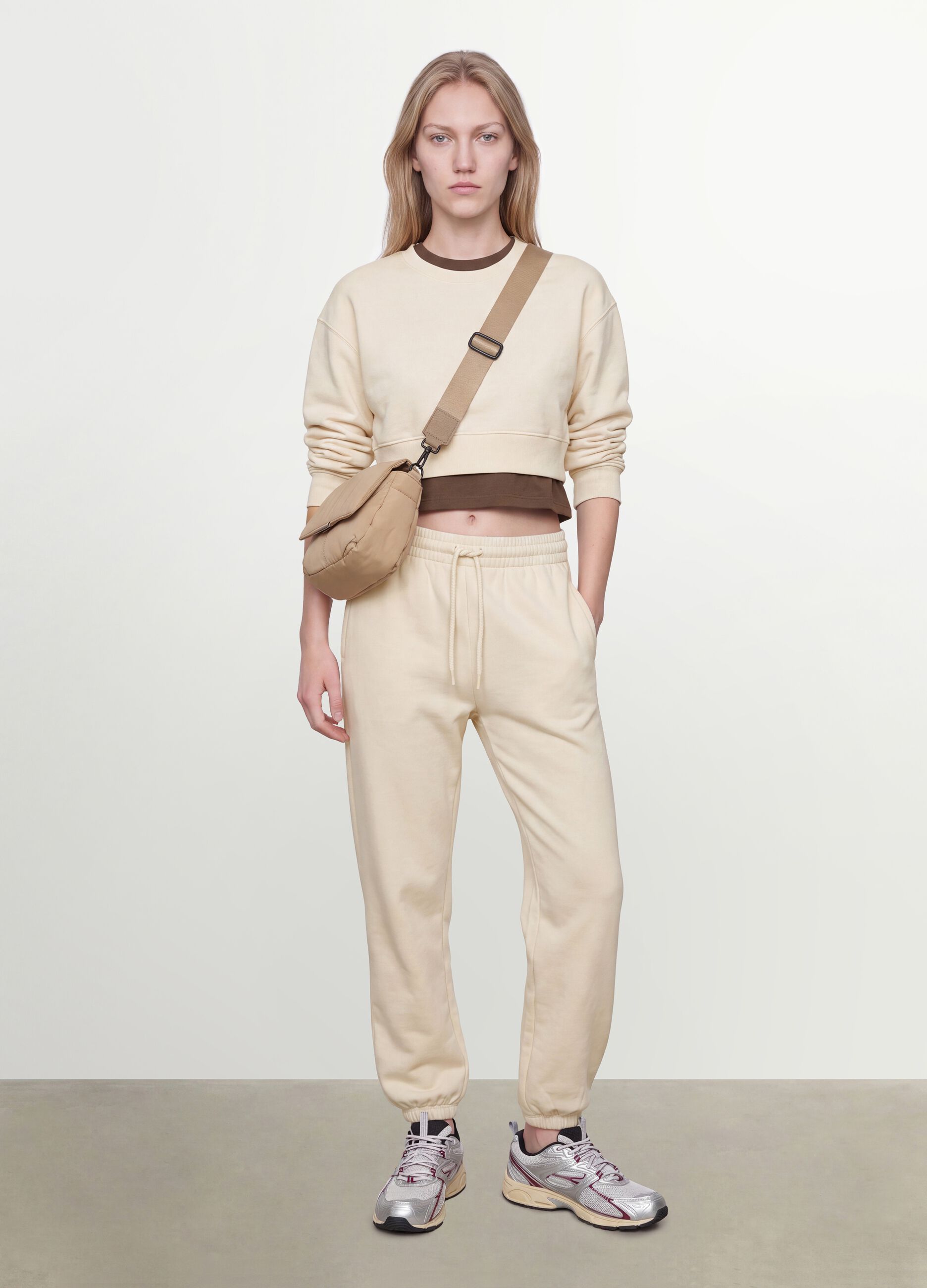 Felpa bianca in misto cotone a girocollo regular fit