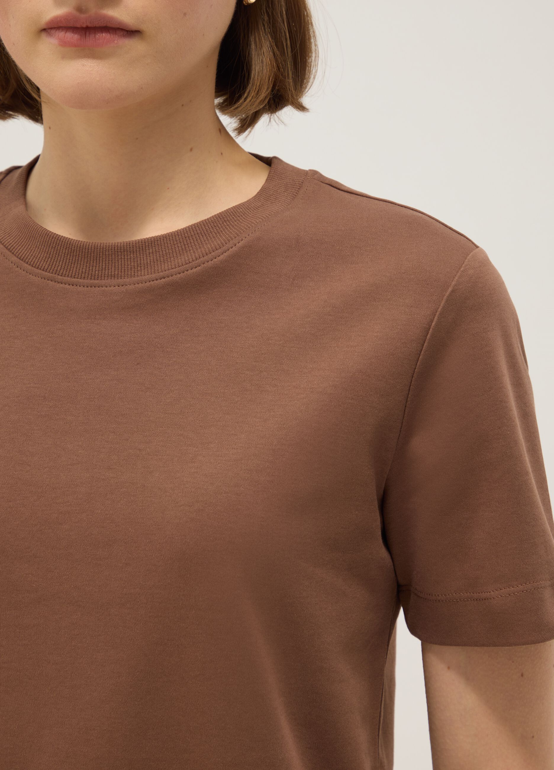 T-shirt The Iconic Tee marrone in puro cotone relaxed fit