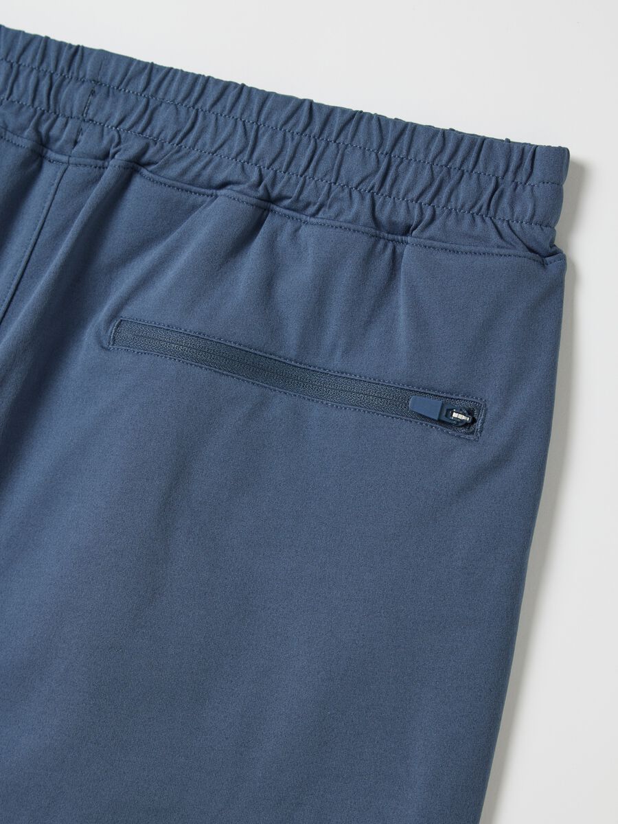 Blue Bermuda joggers in stretch fabric_5