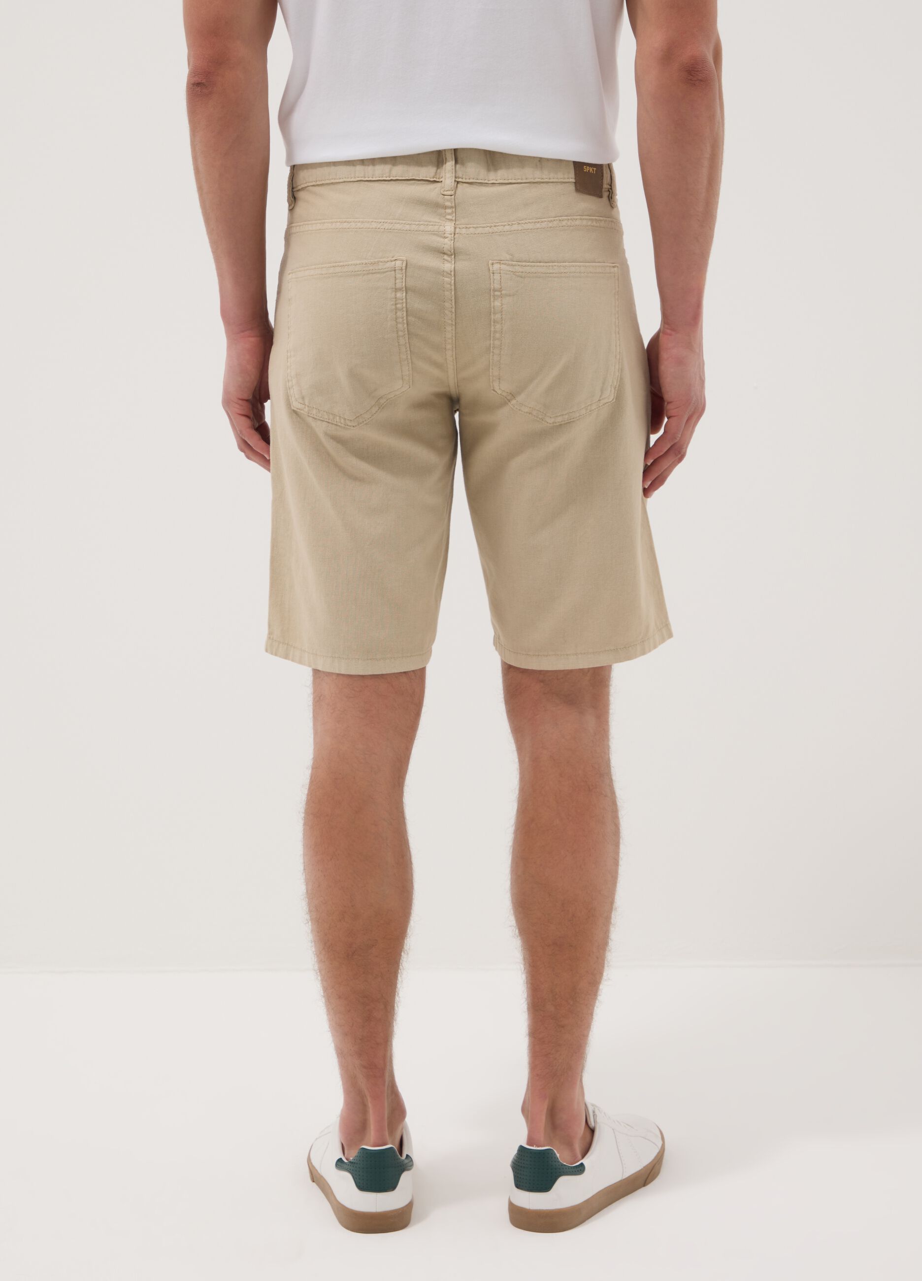 Beige five-pocket linen and cotton blend Bermuda shorts