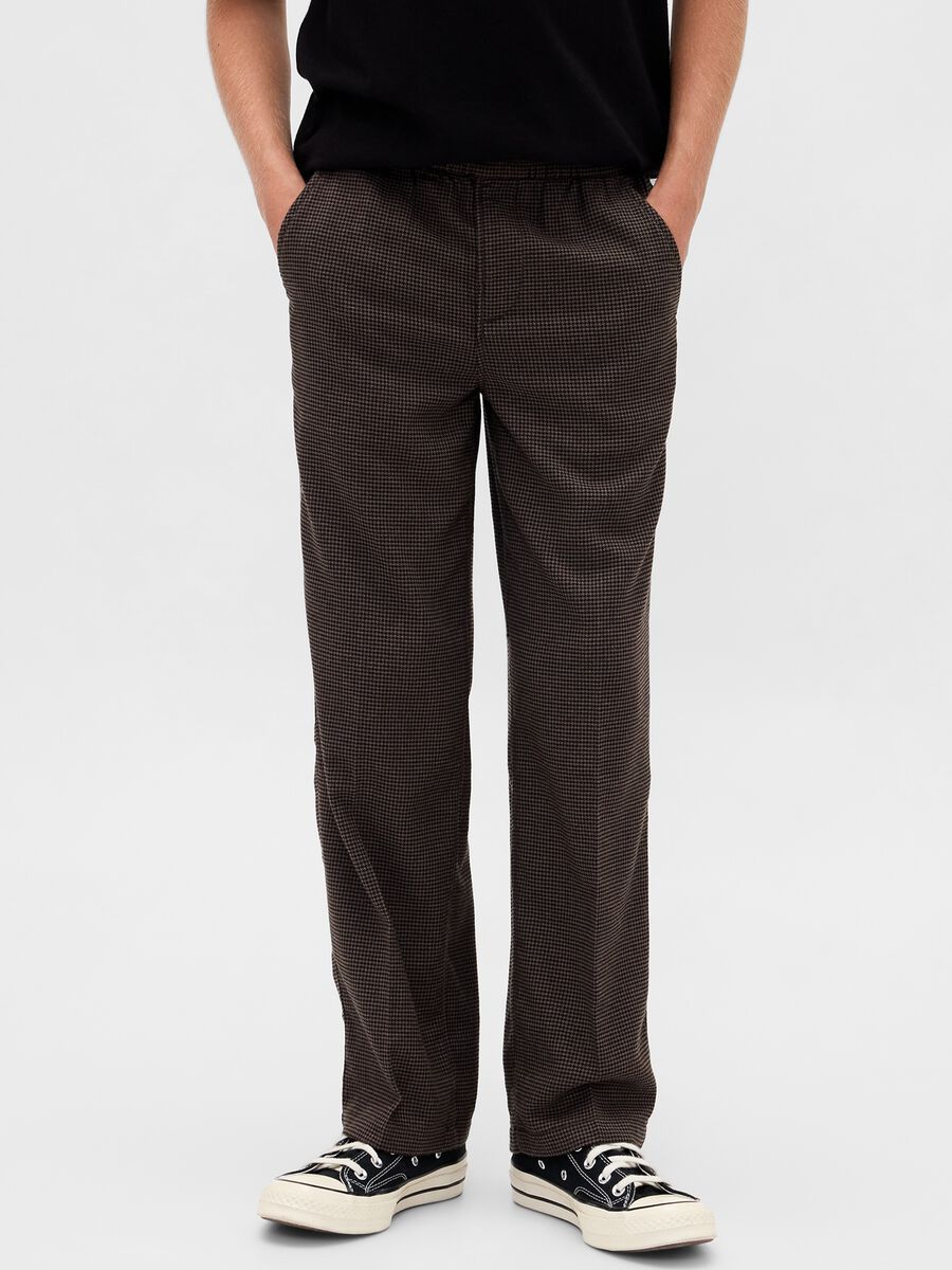 Stretchable Brown Trousers_1