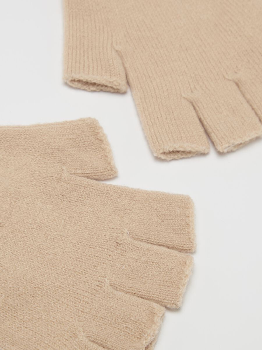 Half-finger gloves_1