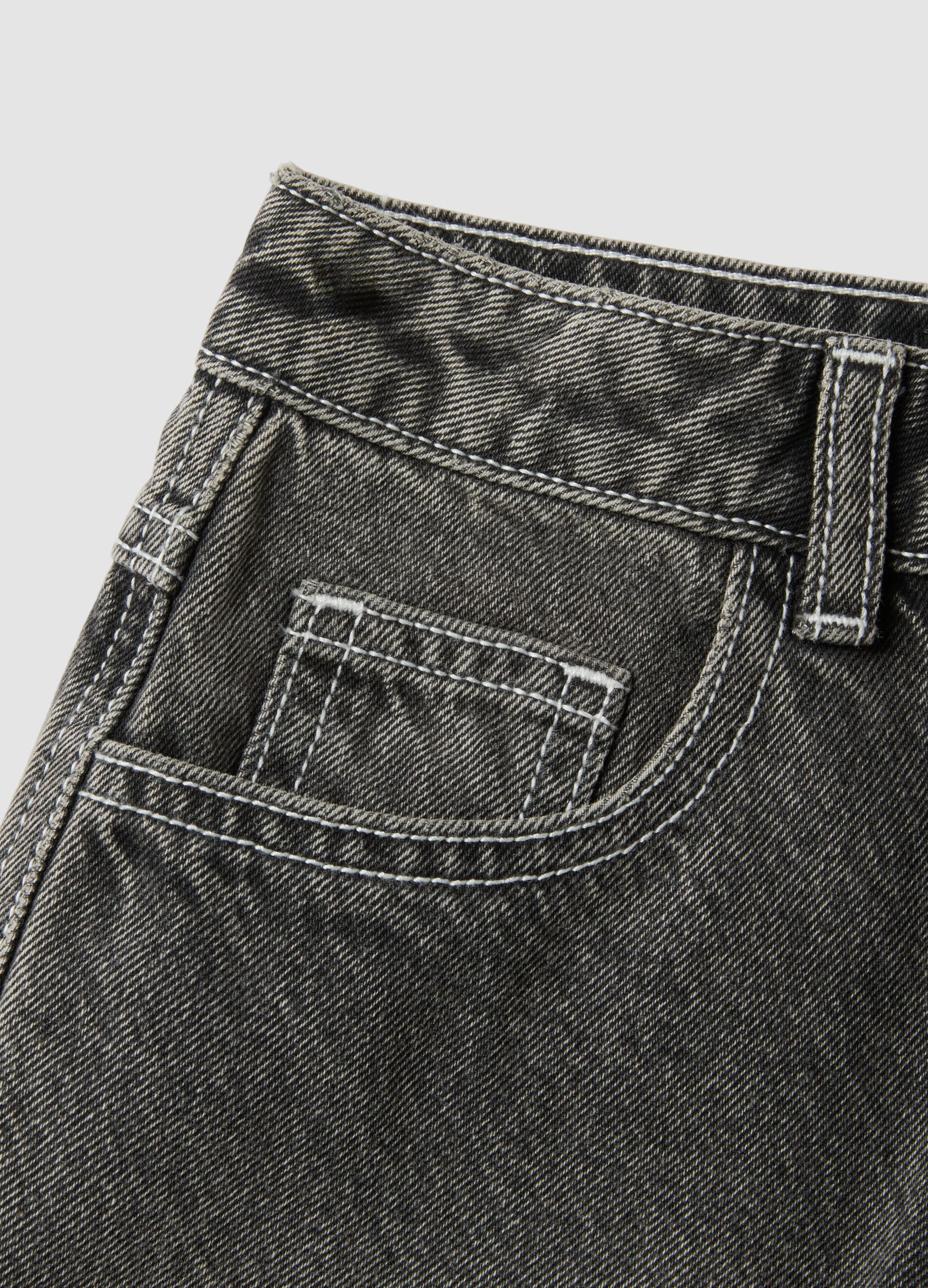 Grey pure cotton skater-fit shorts for boys