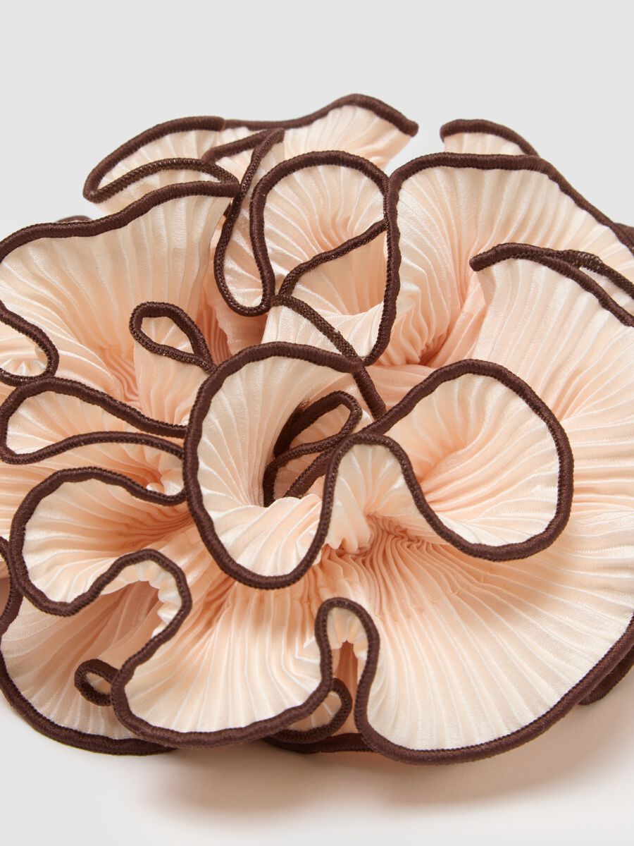 Fermaglio per capelli multicolor con design arricciato_1