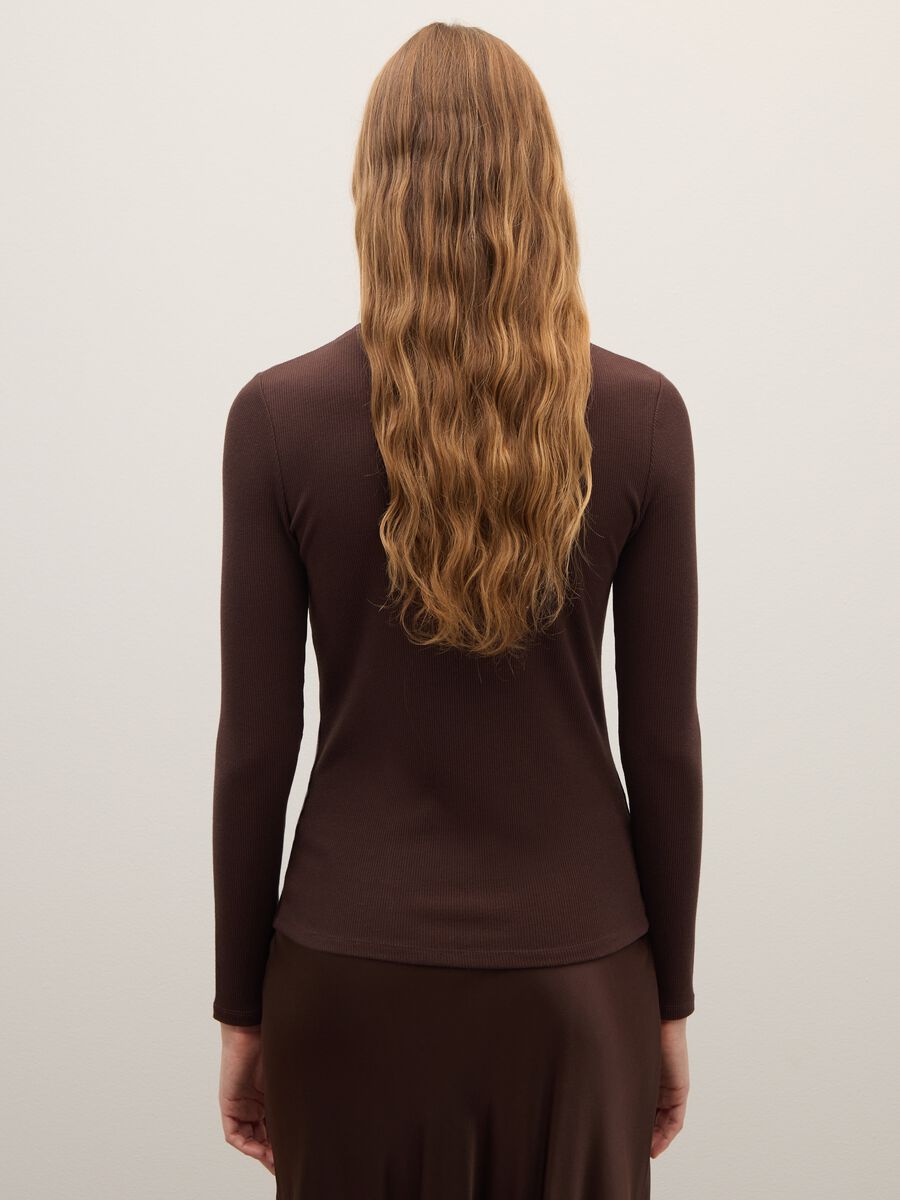 Maglia a collo alto marrone regular fit_3