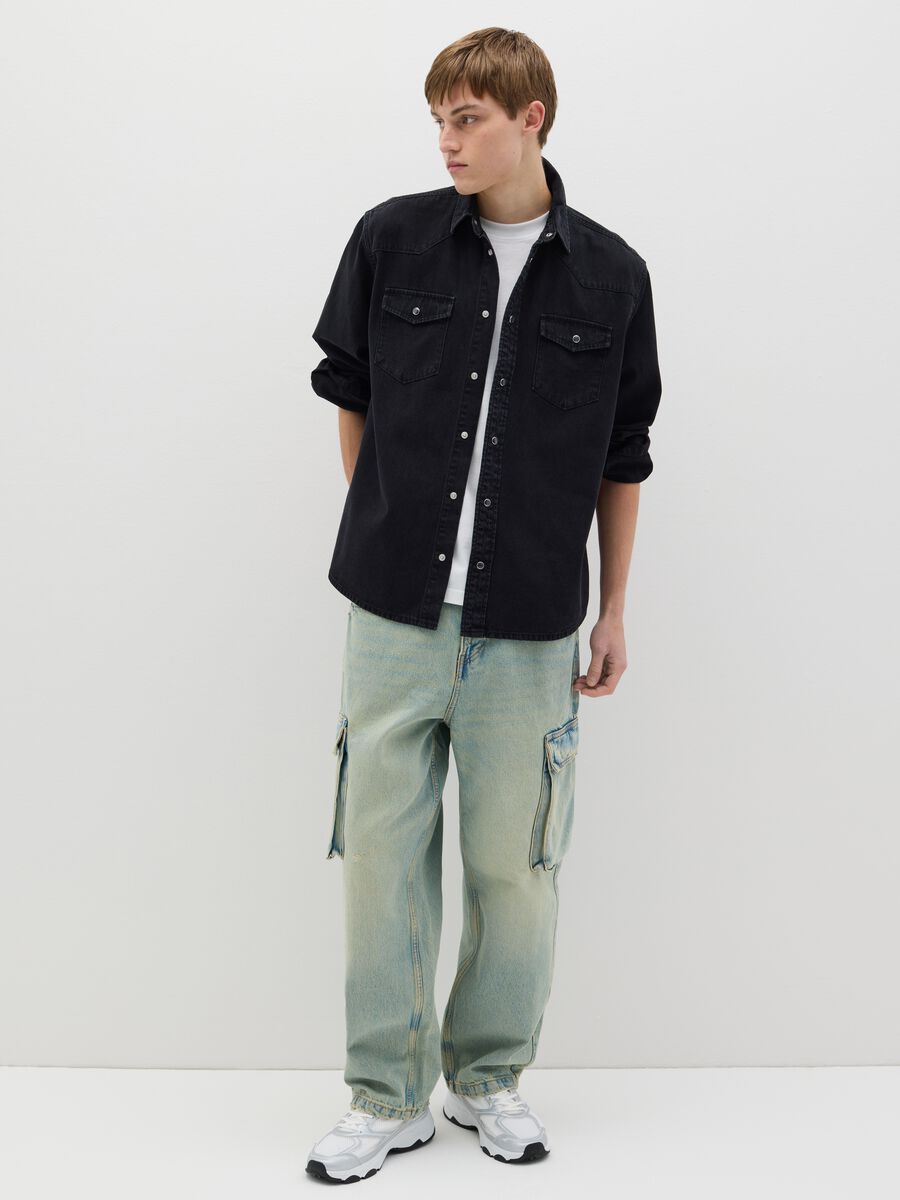Cowboy shacket in denim_1