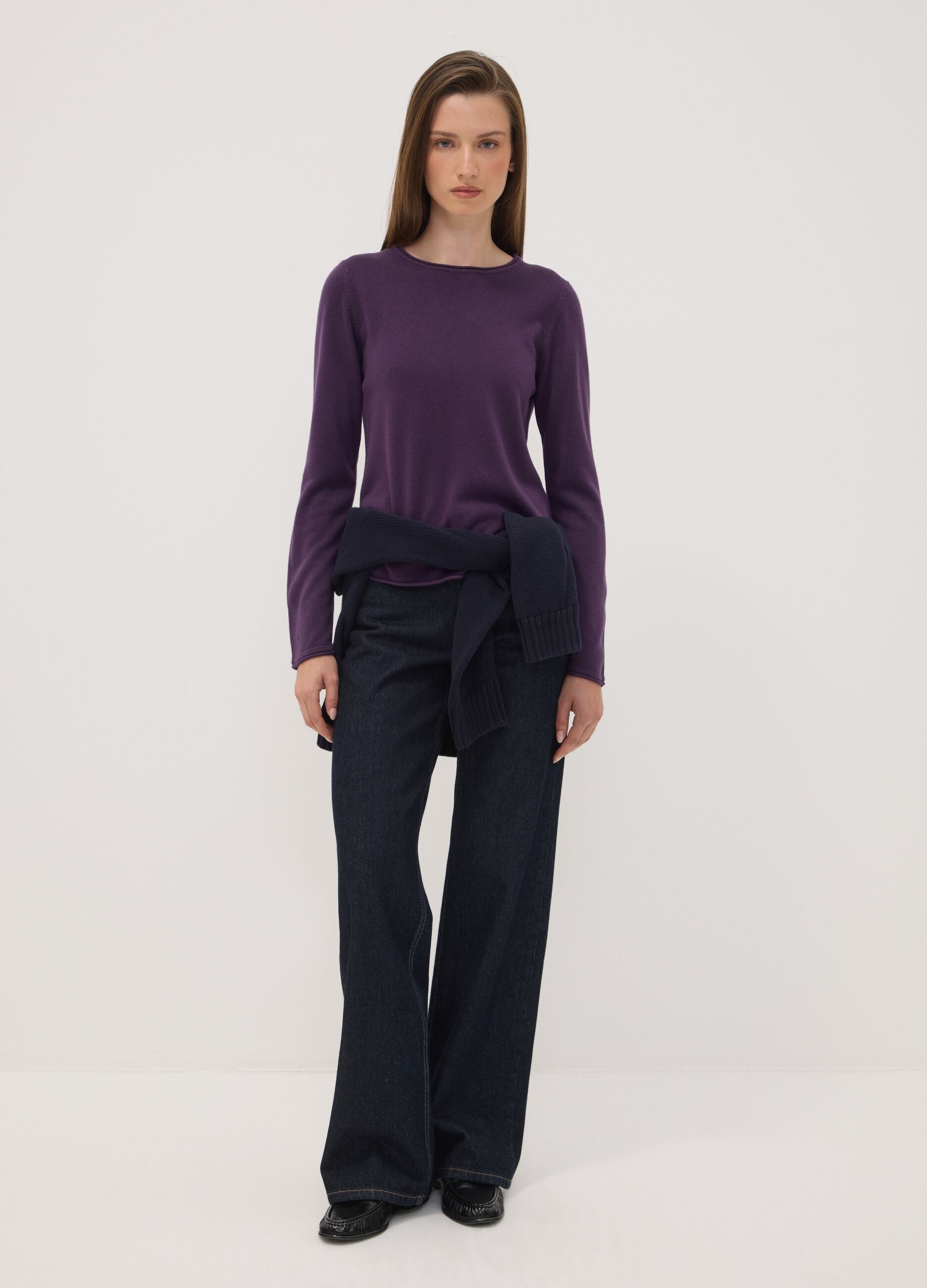 Dark purple fitted crew-neck long-sleeve top