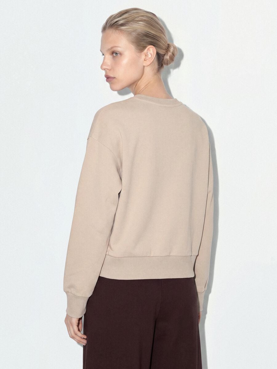 Felpa beige in misto cotone con girocollo e stampa teddy_2