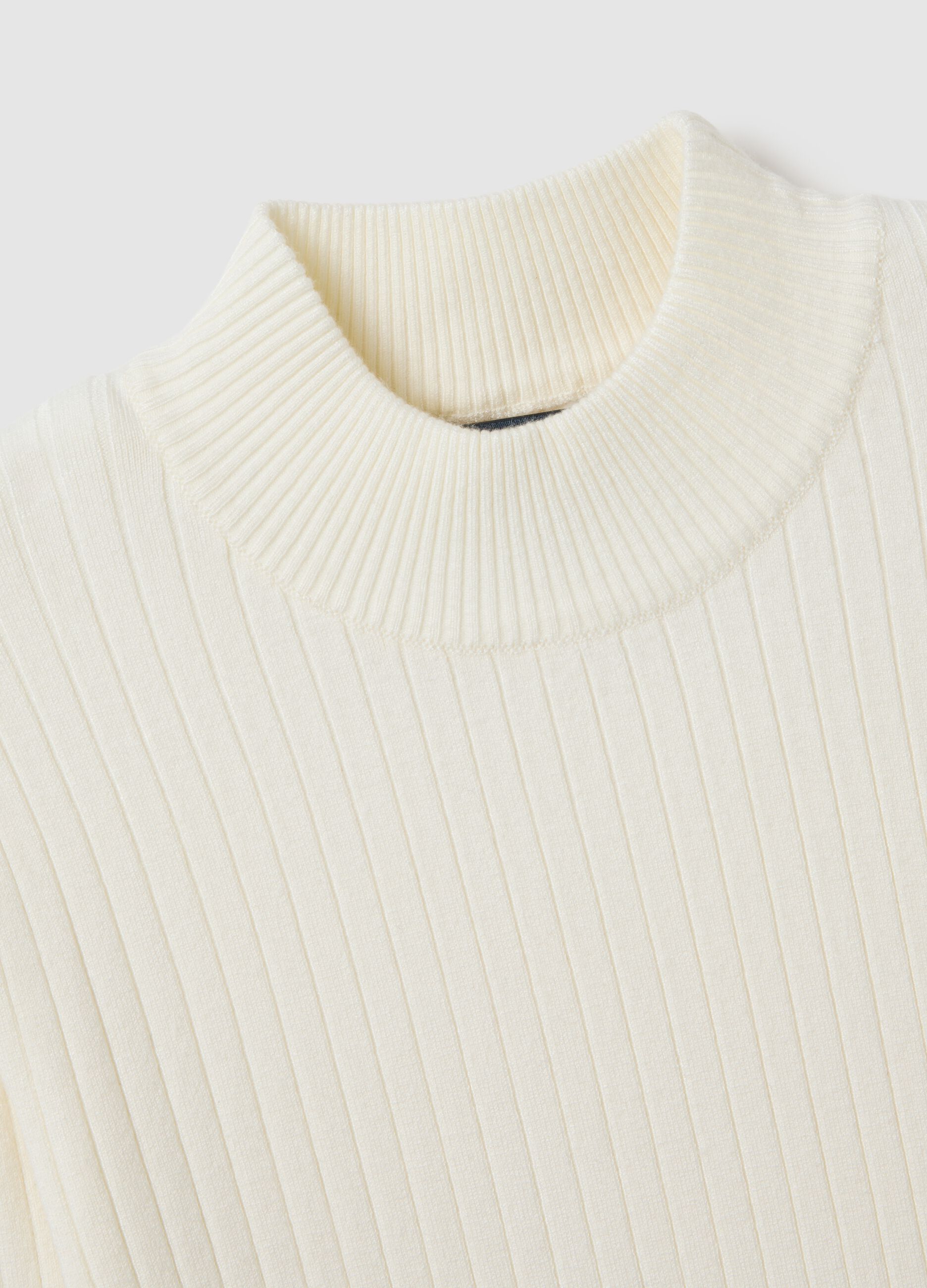 White Mixed Fitted Turtleneck Sweater