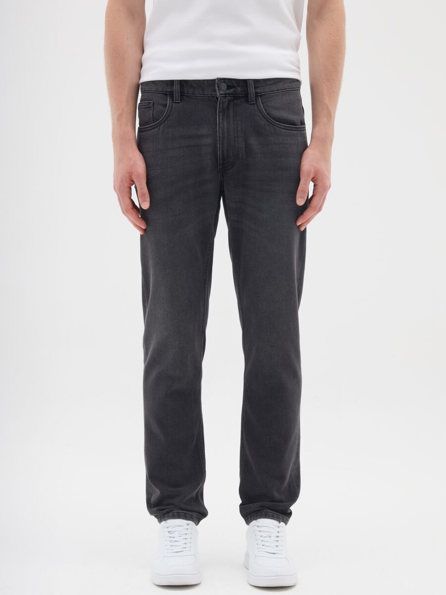 Black slim fit denim jeans_1