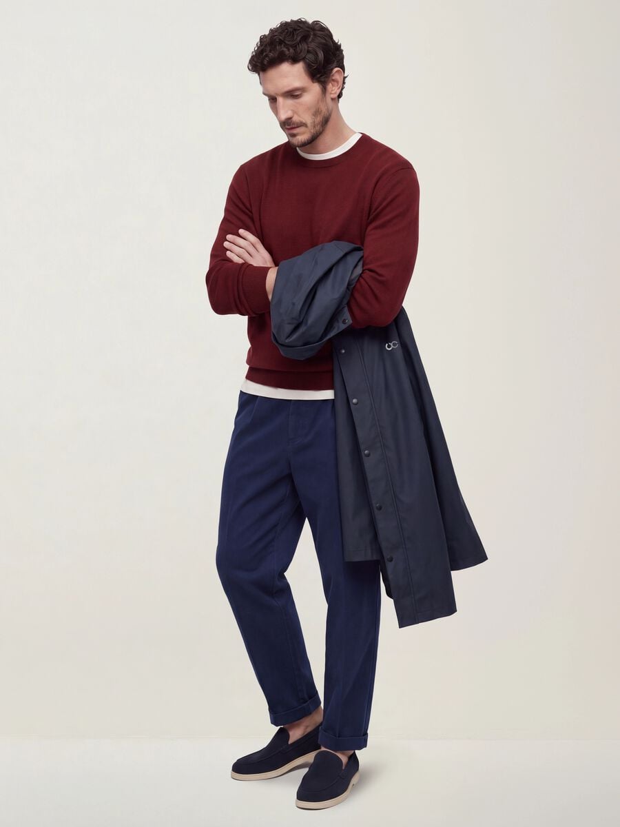 Pantaloni chino blu in puro cotone carrot fit_1