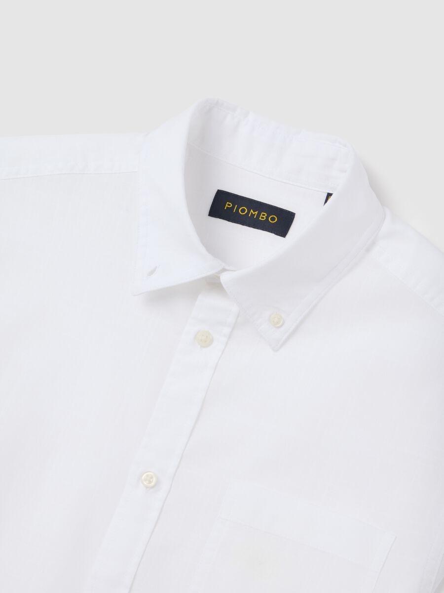 Men's white pure cotton regular fit shirt with chest pocket_5