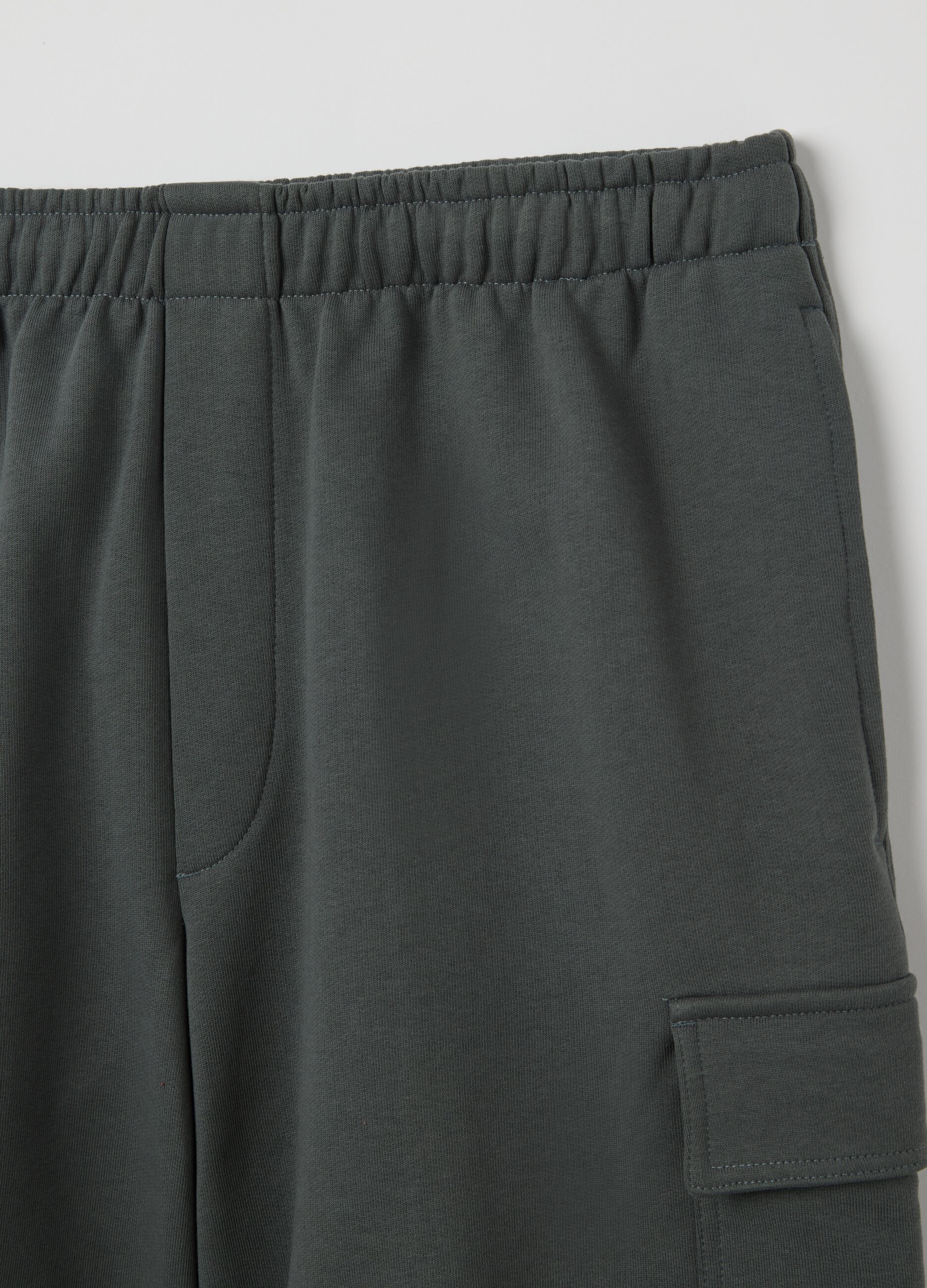 Cargo Bermuda shorts in fleece