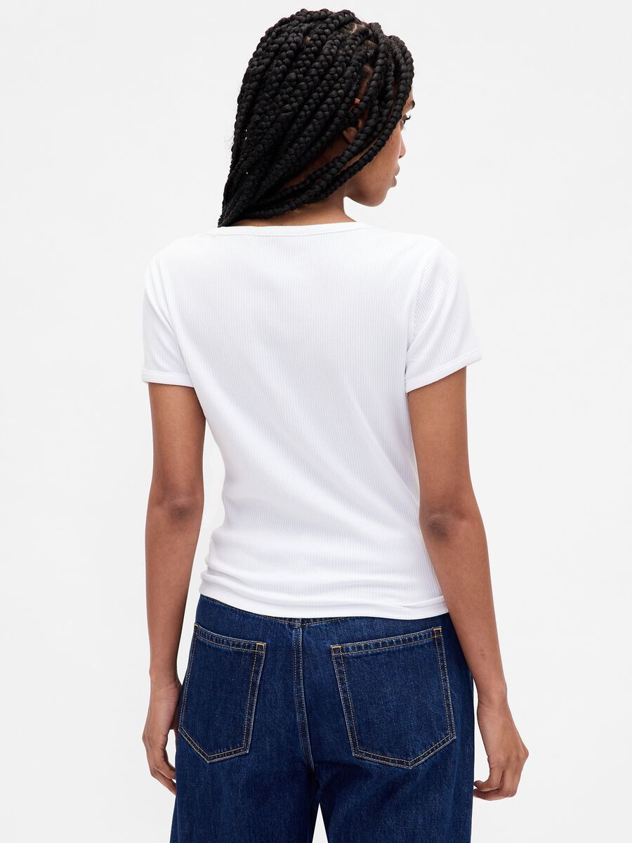 T-shirt bianca elasticizzata_1