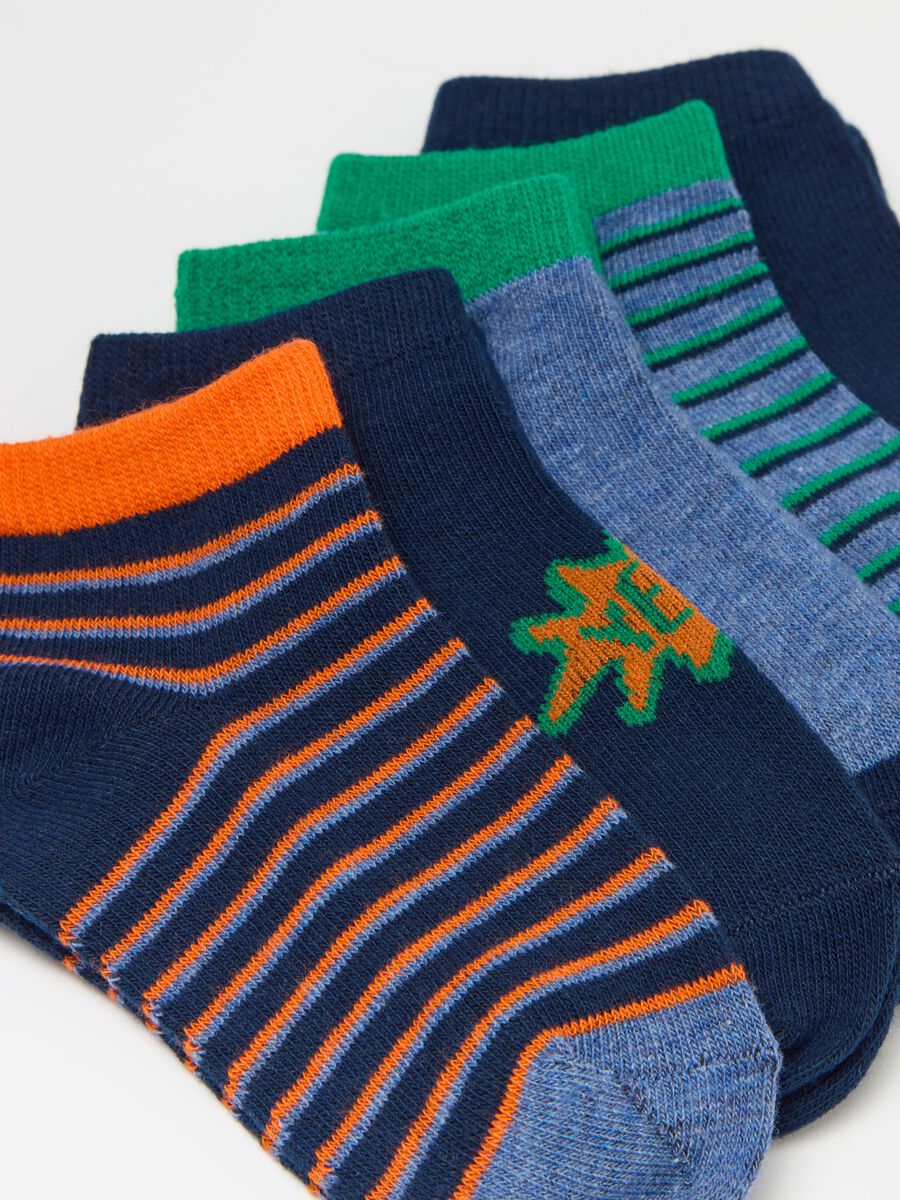 Seven-pair pack stretch shoe liners with stripes and dinosaurs_1