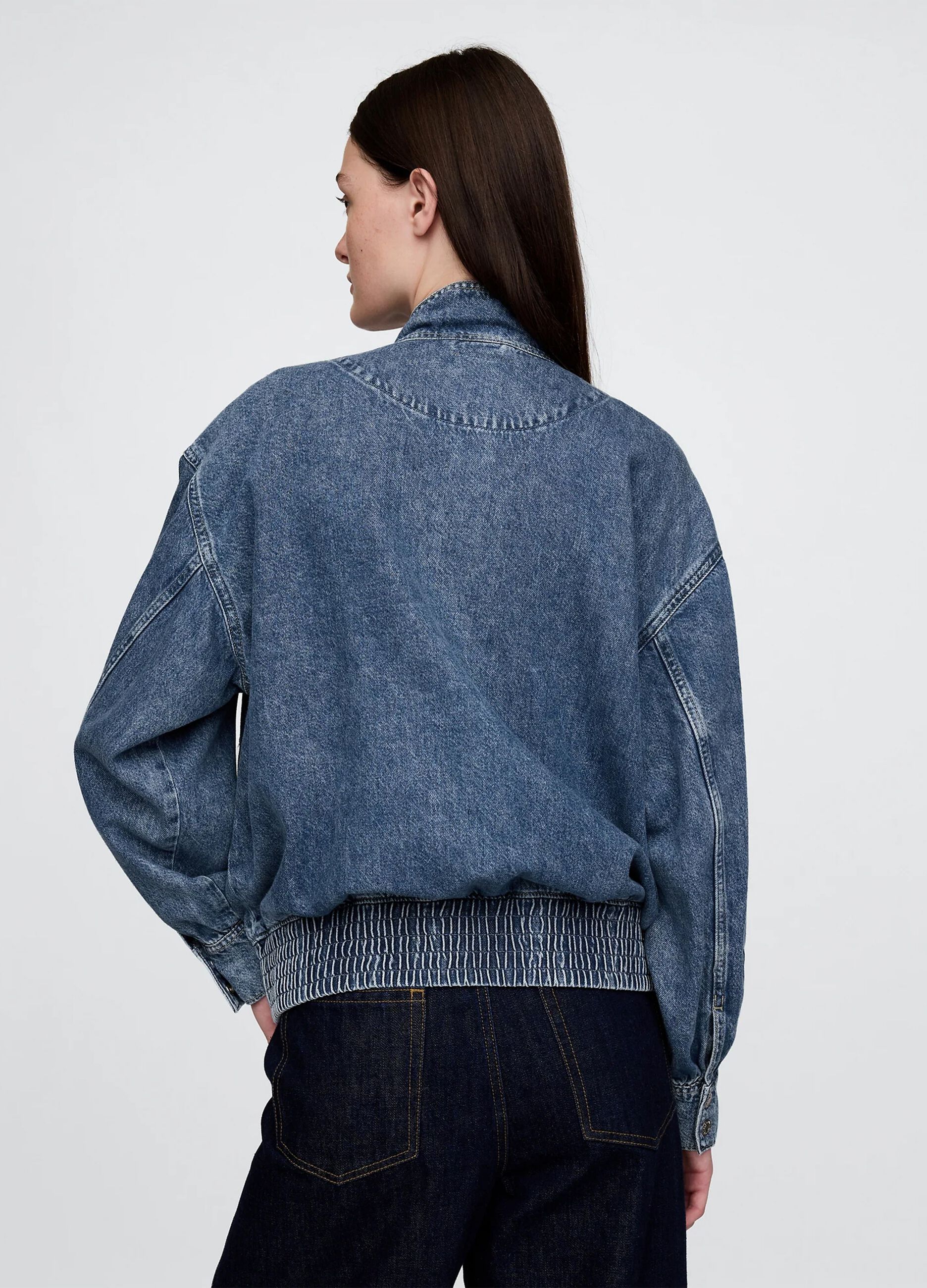 Denim jacket with pockets