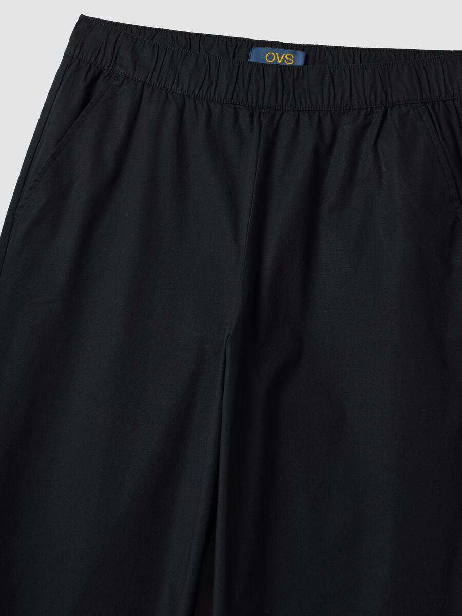 Pantaloni blu in cotone elasticizzato con vita elasticizzata_5