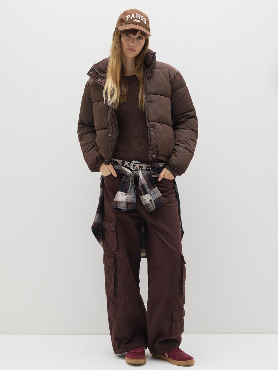 Giacca imbottita marrone vestibilità oversize_2