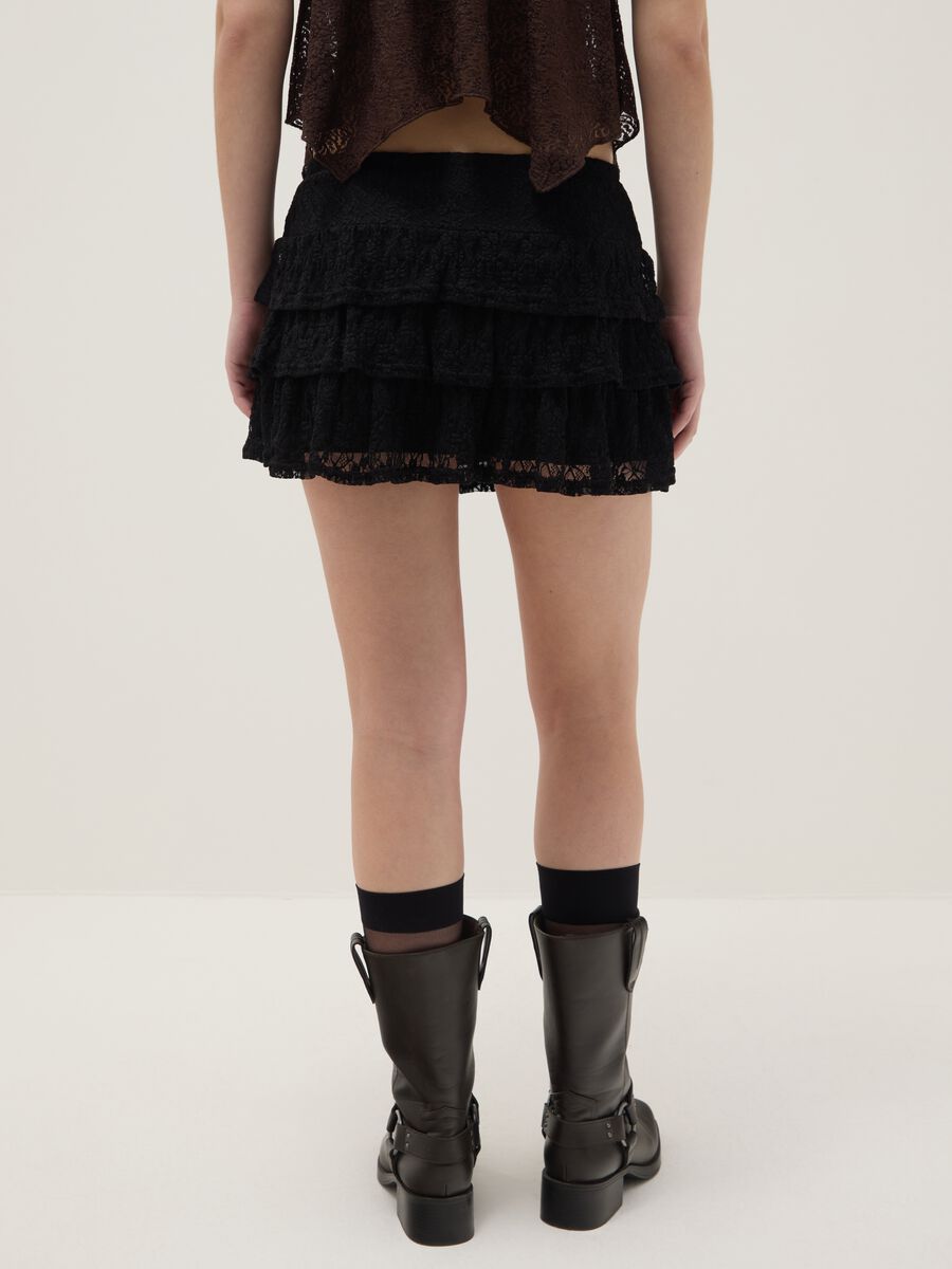 Minigonna in pizzo nero regular fit_3