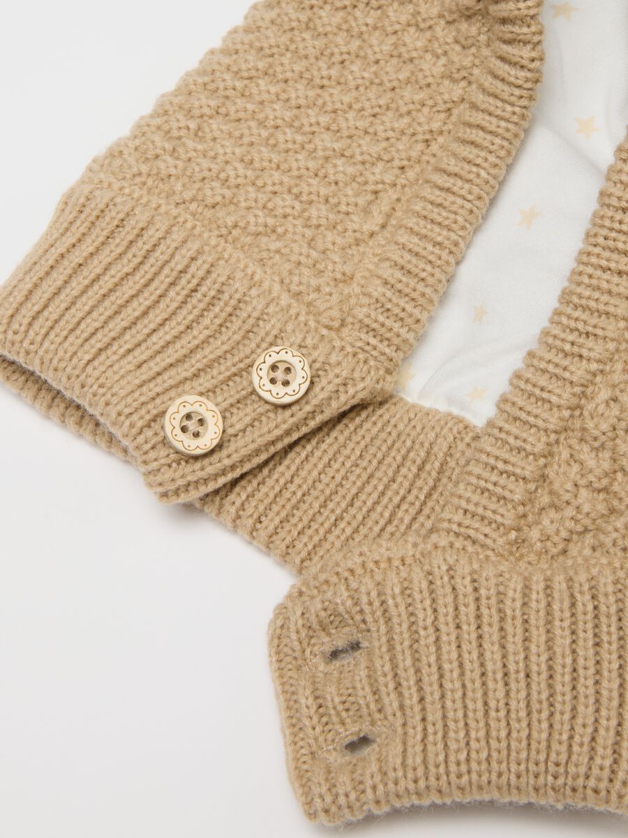 Beige knitted hat_2