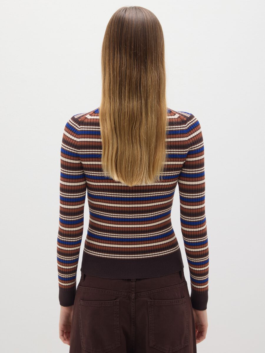 Brown Striped Turtleneck Sweater_2