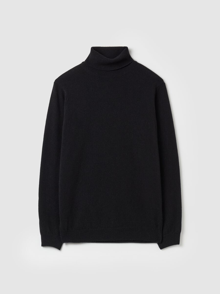 Lambswool pullover with high neck_4