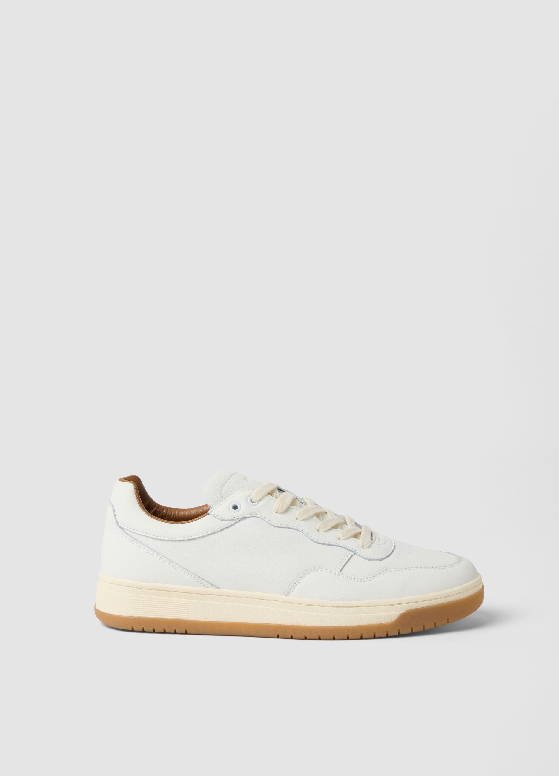 White genuine leather trainers with contrast sole