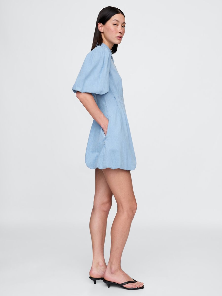 Blue cotton dress with puff sleeves_2