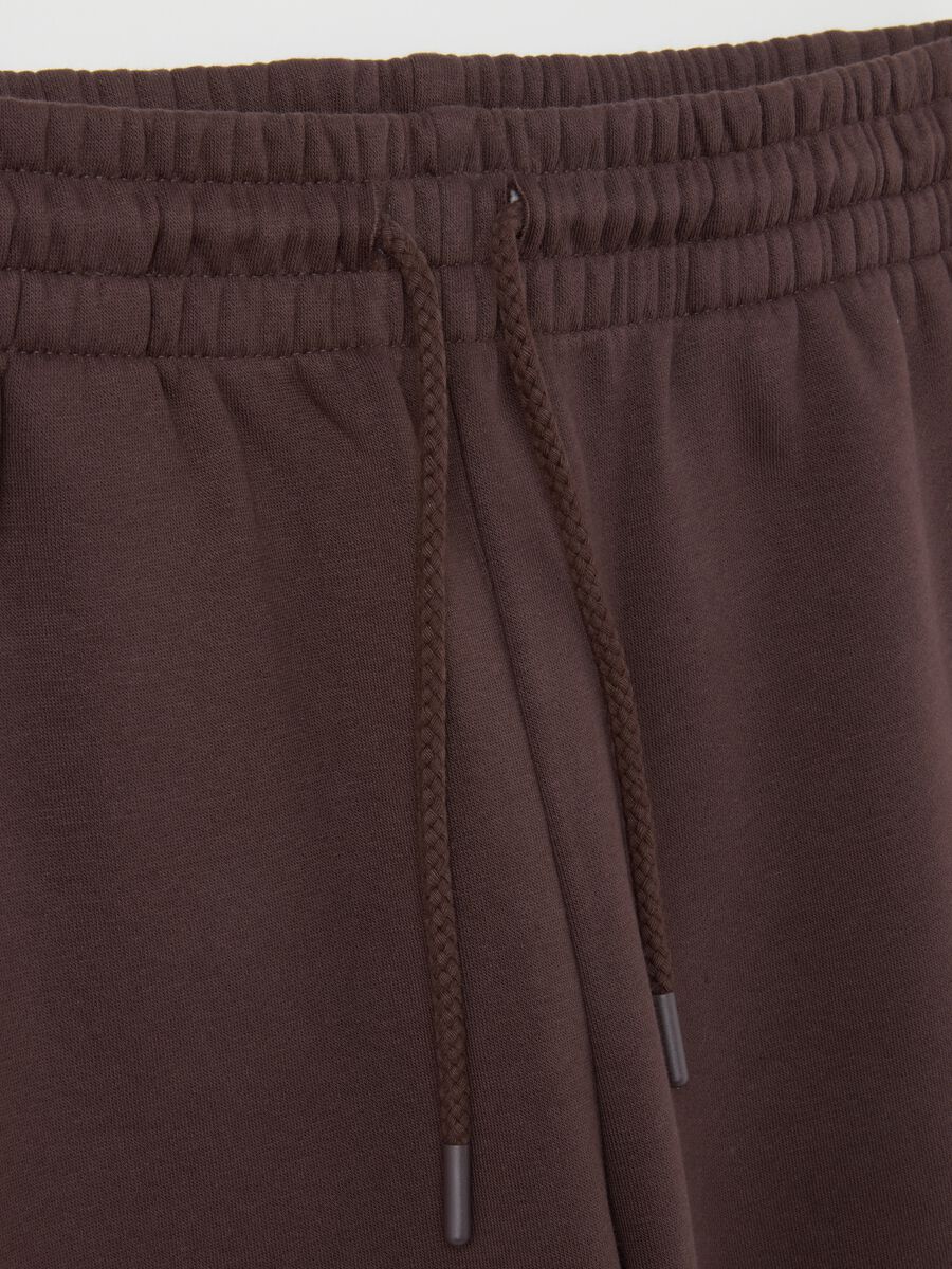 Brown cotton blend trousers with regular fit_5