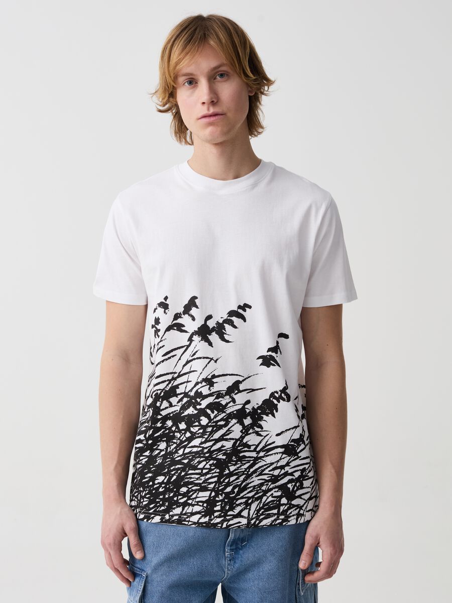 T-shirt in cotone con stampa foliage_0